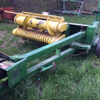 John Deere 3950 Harvester