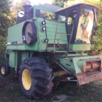 John Deere 6620 Combine